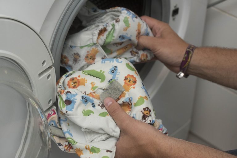 How to Wash Cloth Diapers? (Step-by-Step Guide)