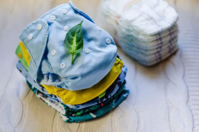 How to Use Cloth Diapers? (Step-By-Step Guide)