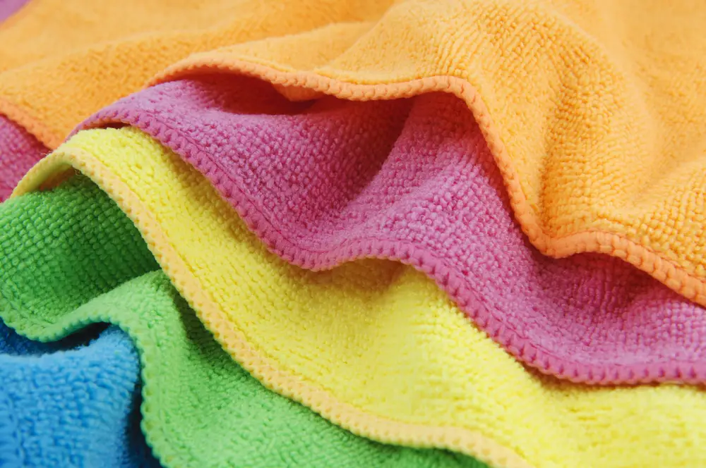 Microfiber fabric: uses and characteristics - Cimmino