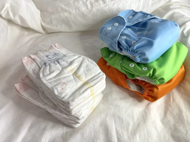 12 Best Organic Diapers in 2023 [Chemical-Free & Natural]