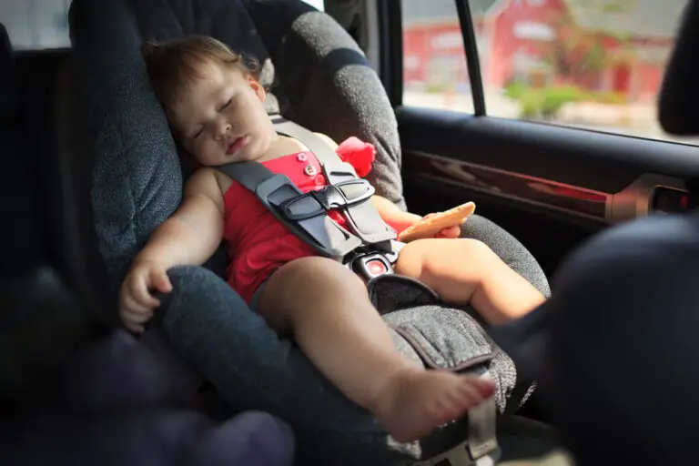 12 Best Non-Toxic Car Seats (Without Flame Retardants)
